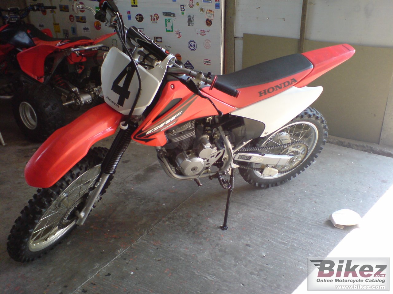 Big nymous user. crf 230 f picture and wallpaper from Bikez.com